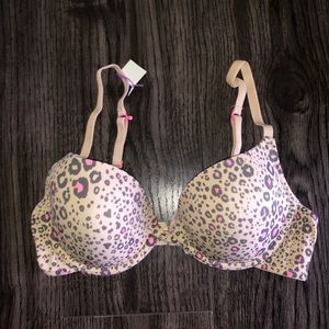 Xhilaration t-shirt Bra 34C cheetah print D-2